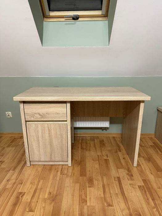 Biurko 120x60x75 cm – nowoczesne, funkcjonalne, w dobrym stanie