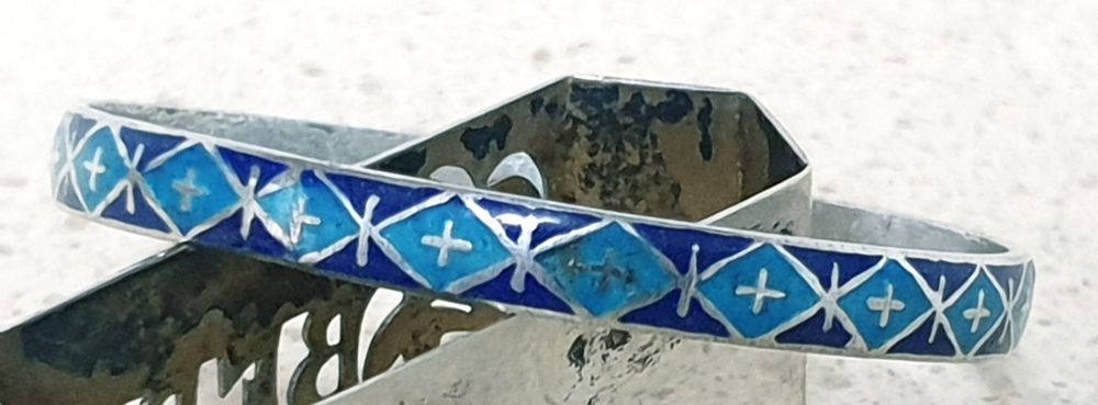 Antiga argola de guardanapo bebé e bracelete de criança em prata