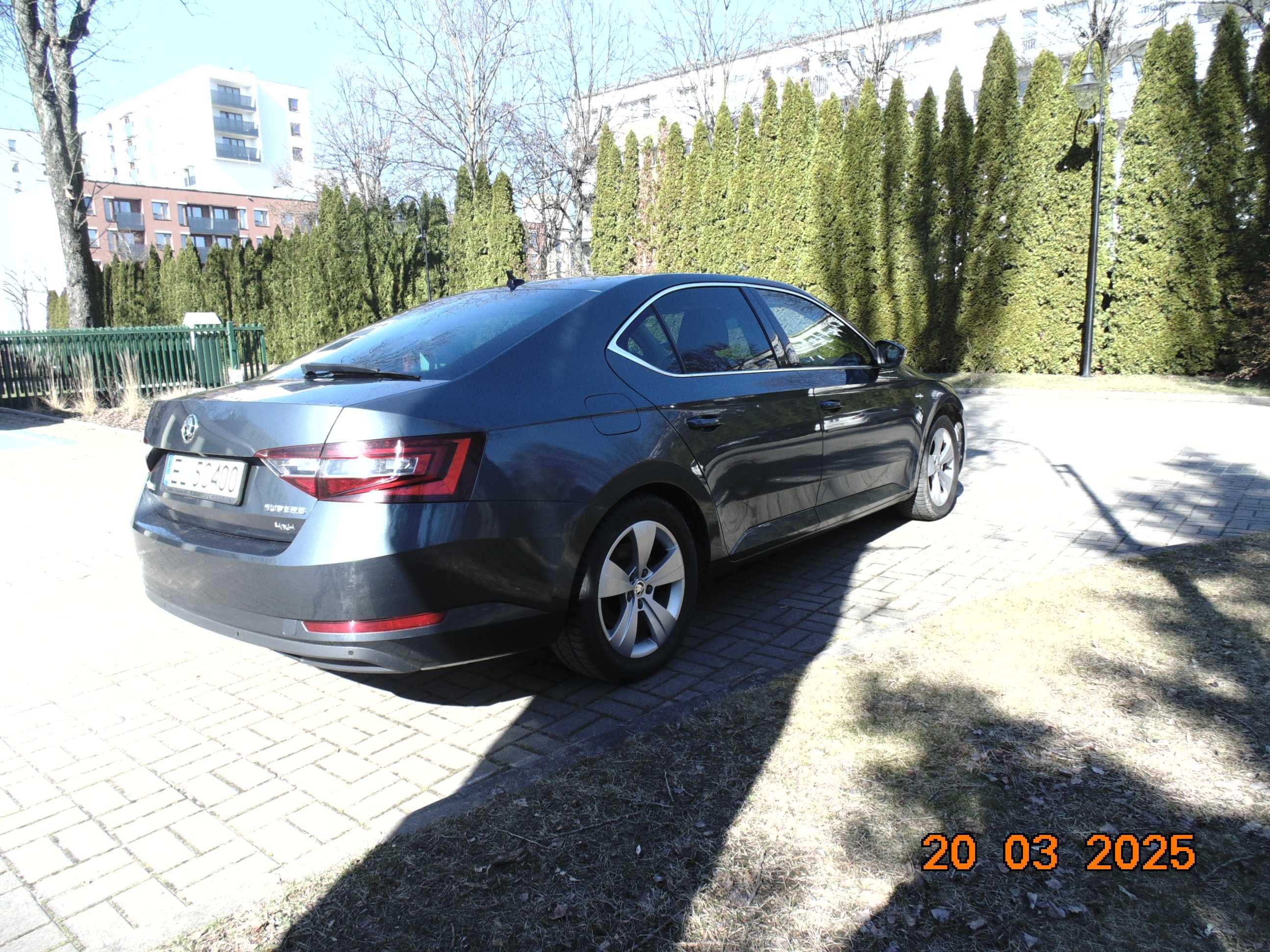 Skoda Superb III Laurin & Klement 4x4 DSG
