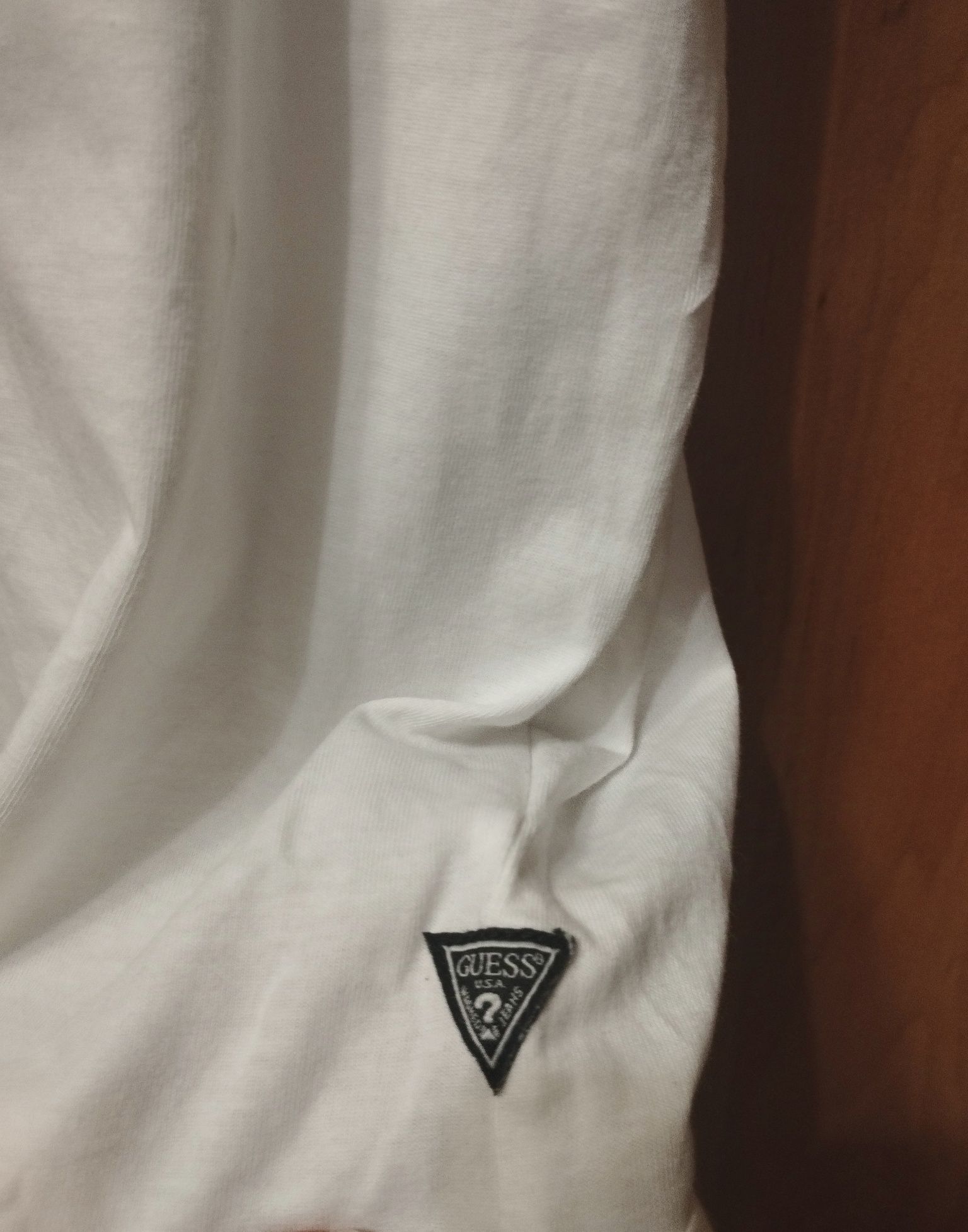 Футболка Guess з принтом ведмедик