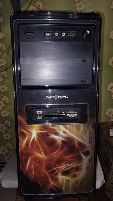 ПК Компьютер _Лицензионая Win10,оперативы 10Gb,ssd 120gb,AMD