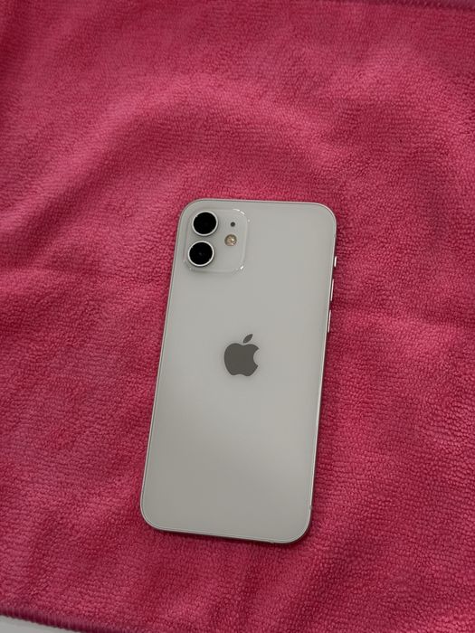 Vendo iPhone 12 branco 256Gb