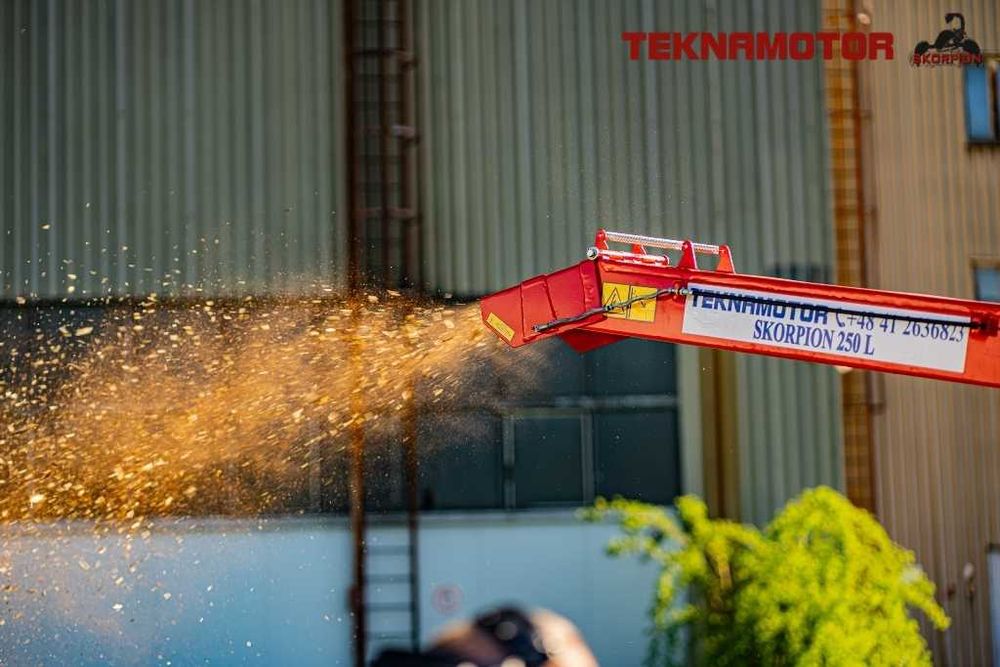 NOWOŚĆ rębak tarczowy do 220mm Skorpion 250L -TURBODIESEL- Teknamotor