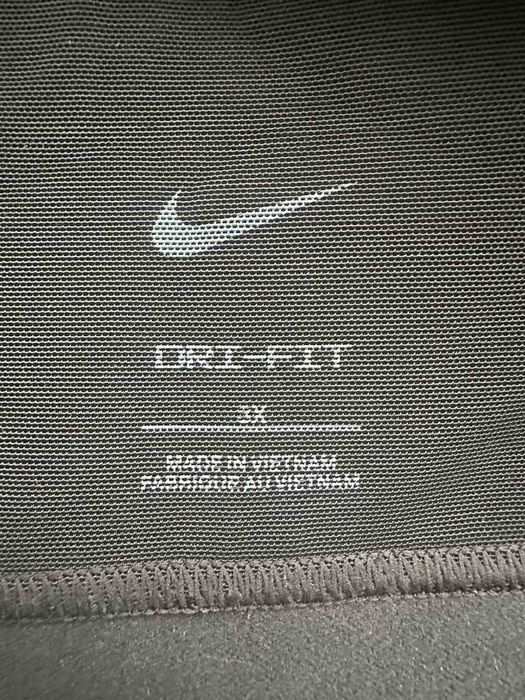 Топ спортивний Nike Dri-Fit розмір 3XL (52-54)