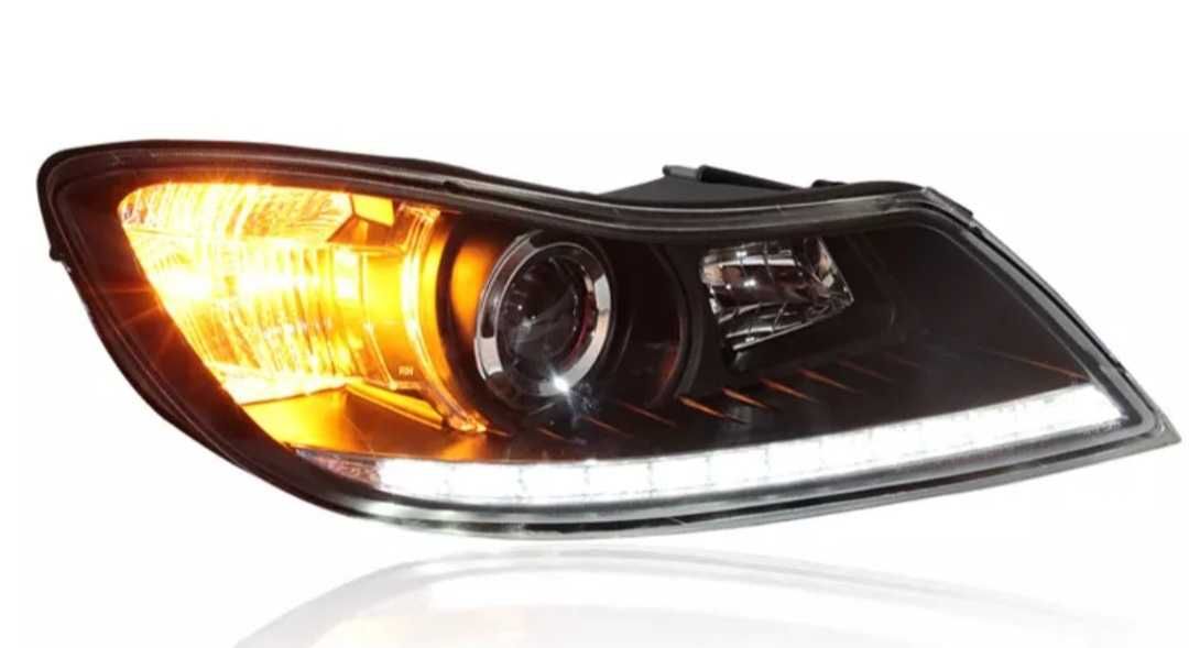 NOWE lampy przednie lampa przód Skoda Octavia 2008 - 2013