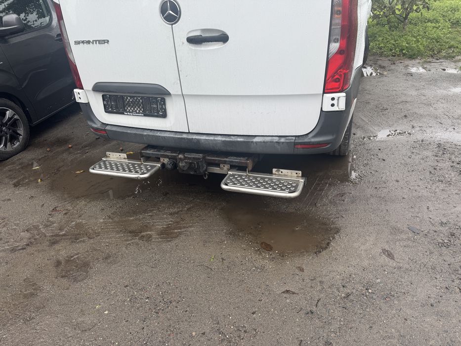 Фаркоп sprinter 907 з блоком управління - підножкою