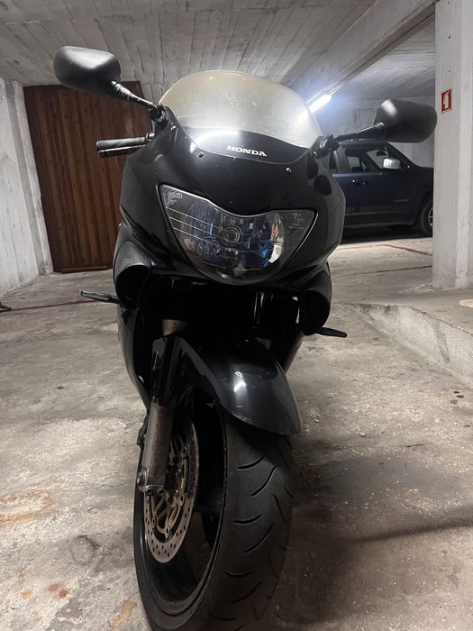 Honda CBR 600 limitada para licença A2