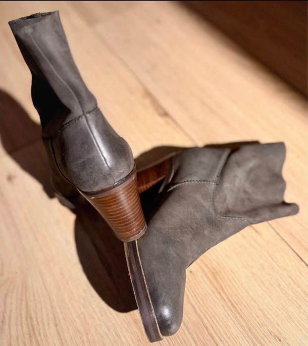 Жіночі черевики Sacha Essentials (оригінал, натуральна шкіра)