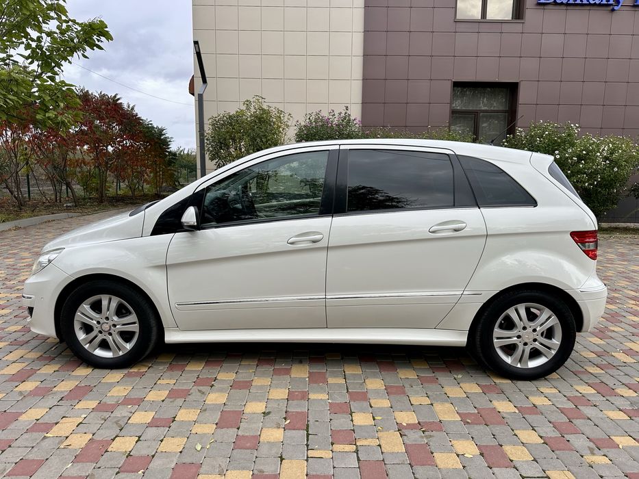 Mercedes Benz B Class