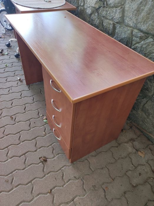 Biurko plus krzesło