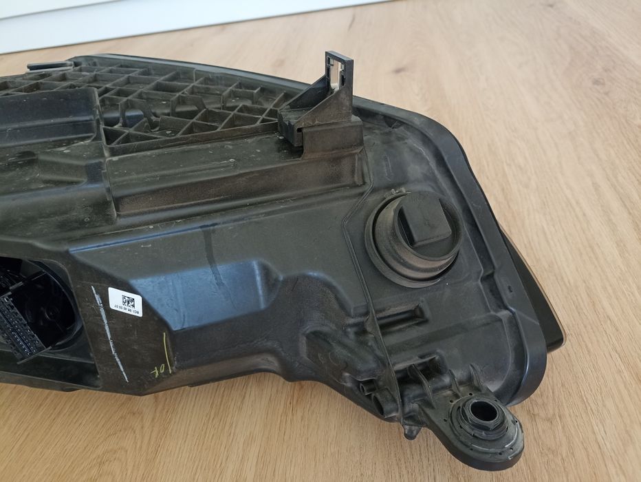 Reflektor Audi Q5 SQ5 Prawy