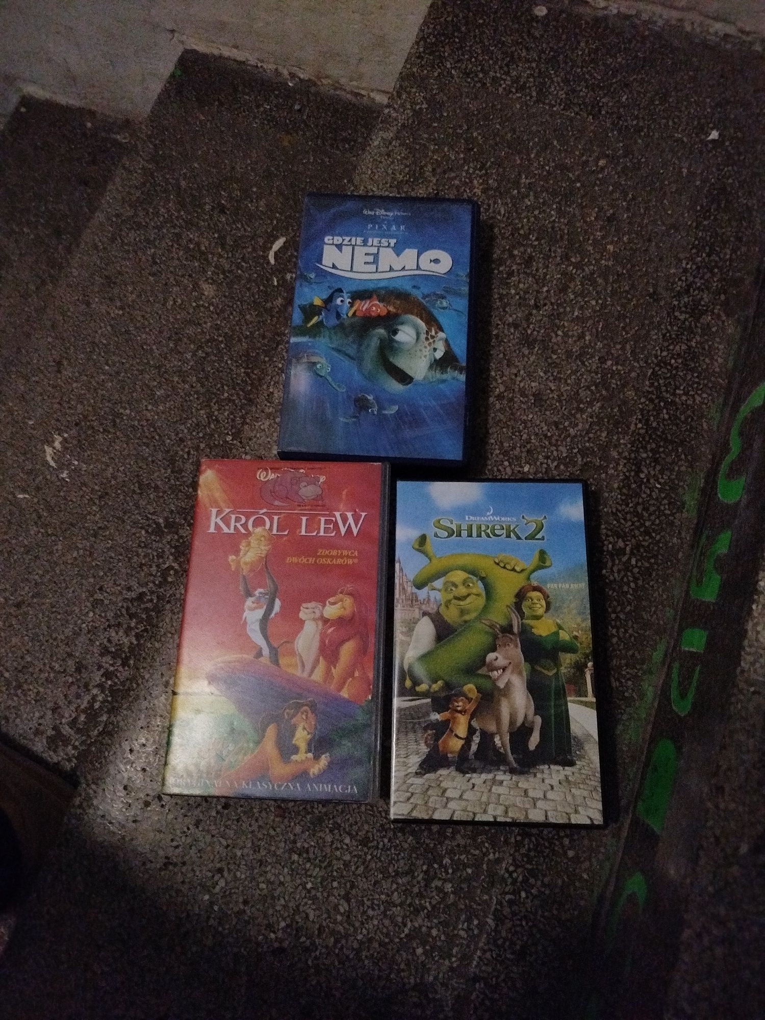 Kasety VHS. Król lew, Shrek, Gdzie jest Nemo