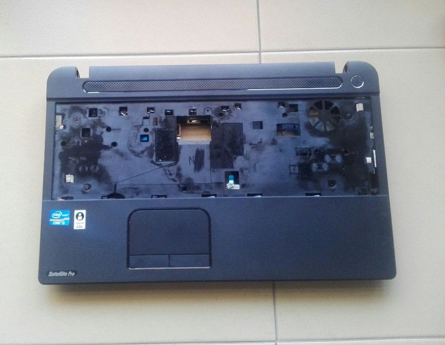 Toshiba C50-A-1DE por componentes