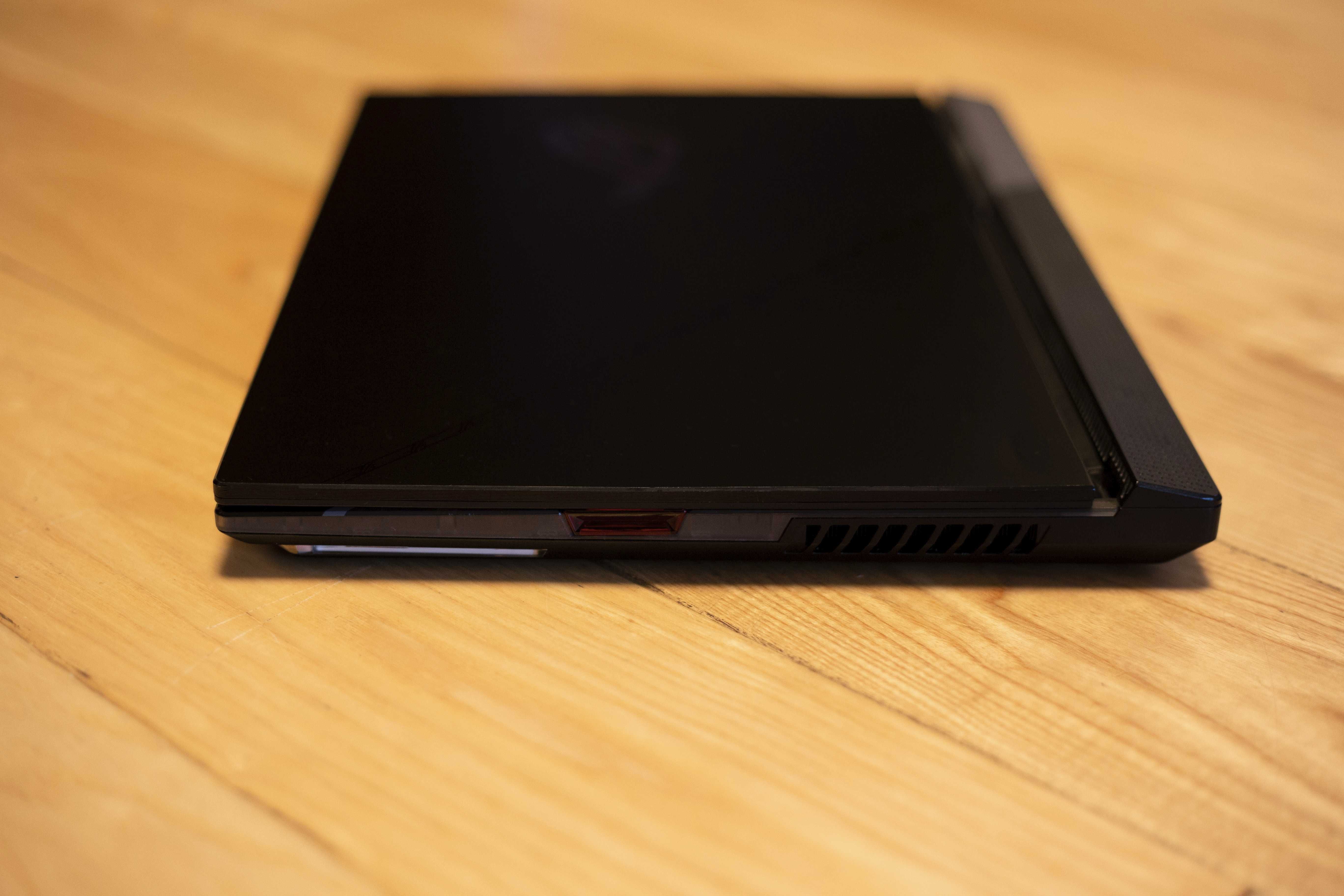 Laptop Gamingowy ASUS rog strix scar i9 12900 rtx3080 32 ram 1TB SSD