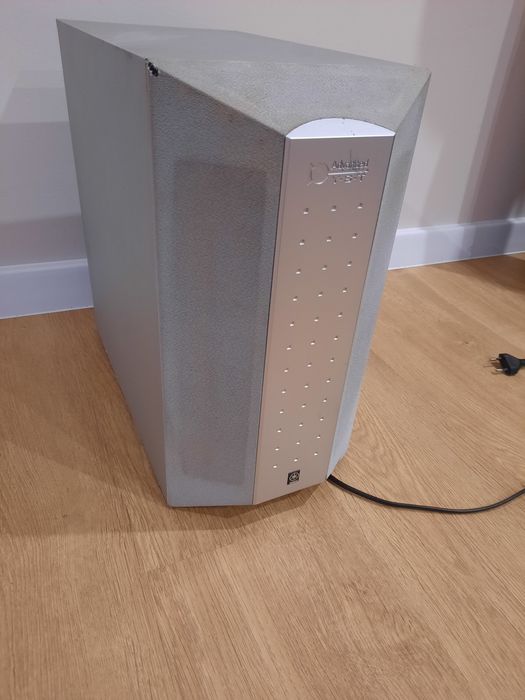 Subwoofer aktywny