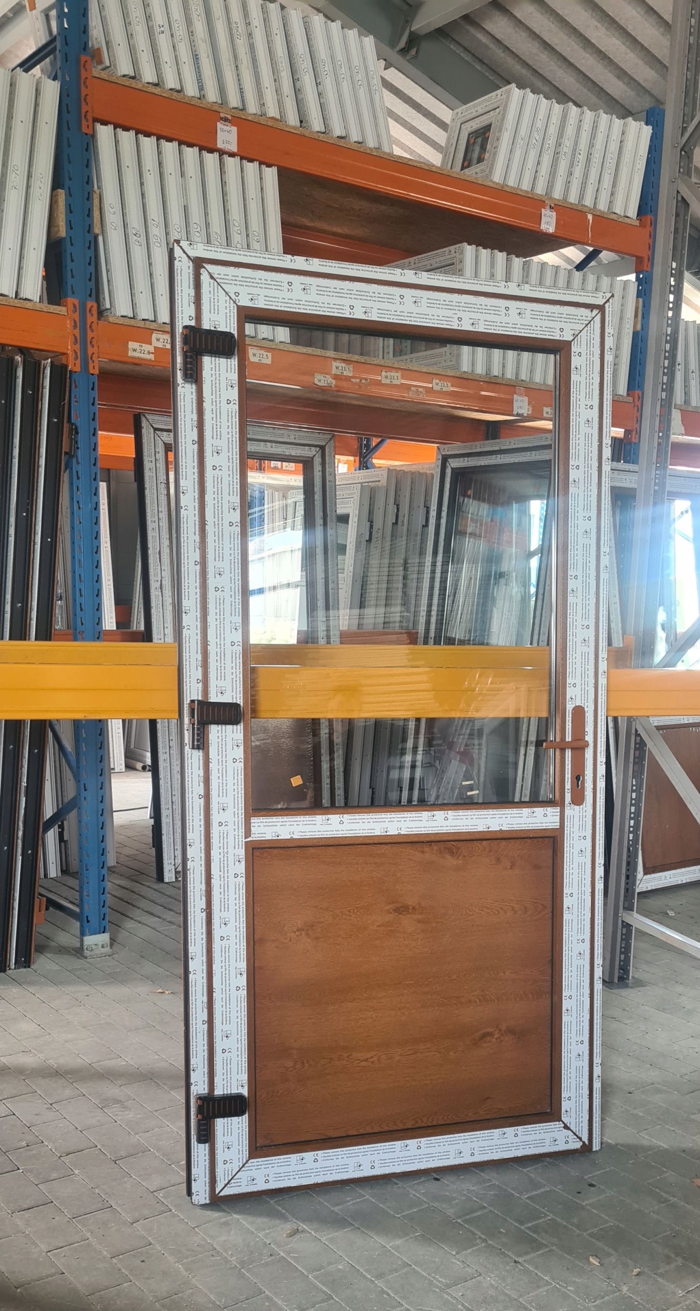 DRZWI Kacprzak 110x210 Drzwi ZEWNĘTRZNE PCV Sklepowe Złoty dąb