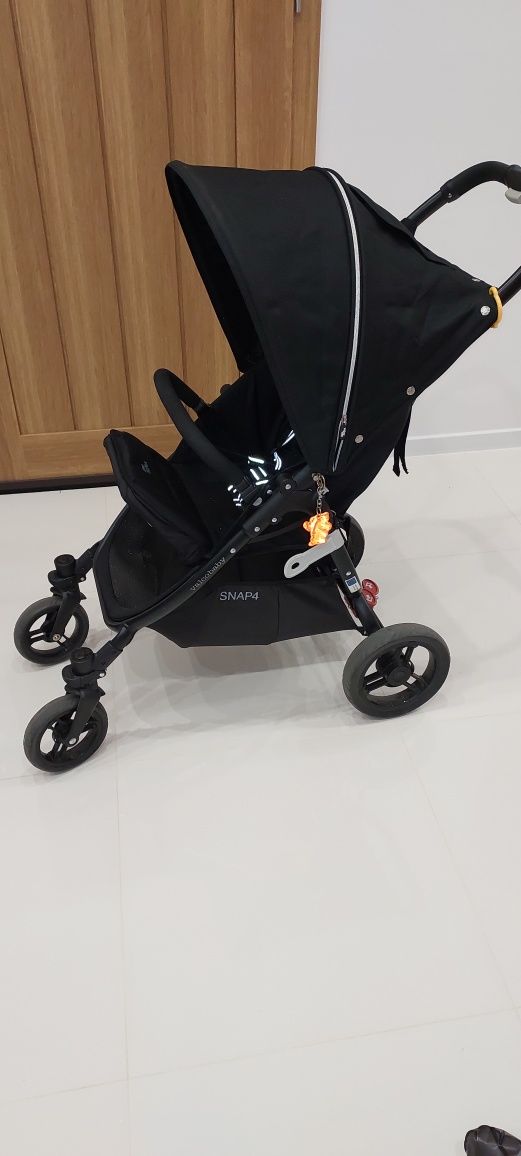 SNAP 4 lekki wózek spacerowy