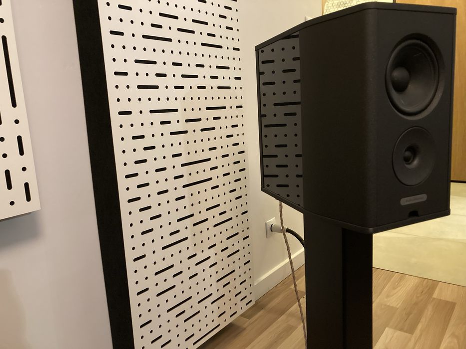 Kolumny podstawkowe Audiosolutions Figaro B z podstawkami Rogoz