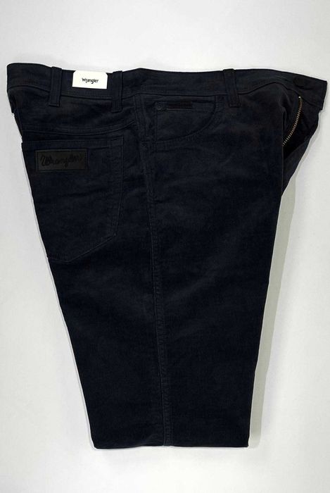 Spodnie męskie sztruksy Wrangler Texas Slim 822 Dark Navy W34 L34