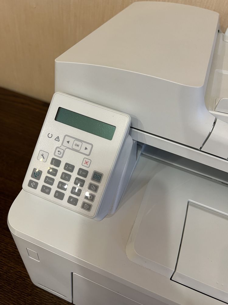 Принтер МФУ HP LaserJet Pro M227fdn