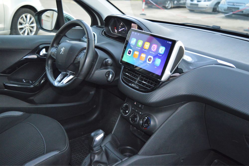 Radio Peugeot 208 ou 2008 android 14 Carplay Androidauto