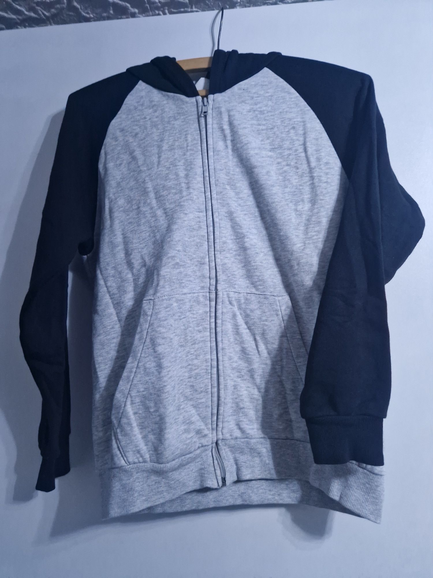 Bluza z kapturem
