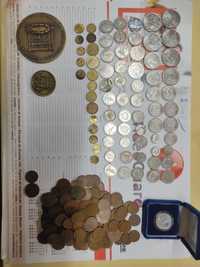 Coleção de moedas e medalhões antigos