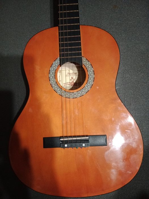 Гітара класична Maxtone CGC 3910