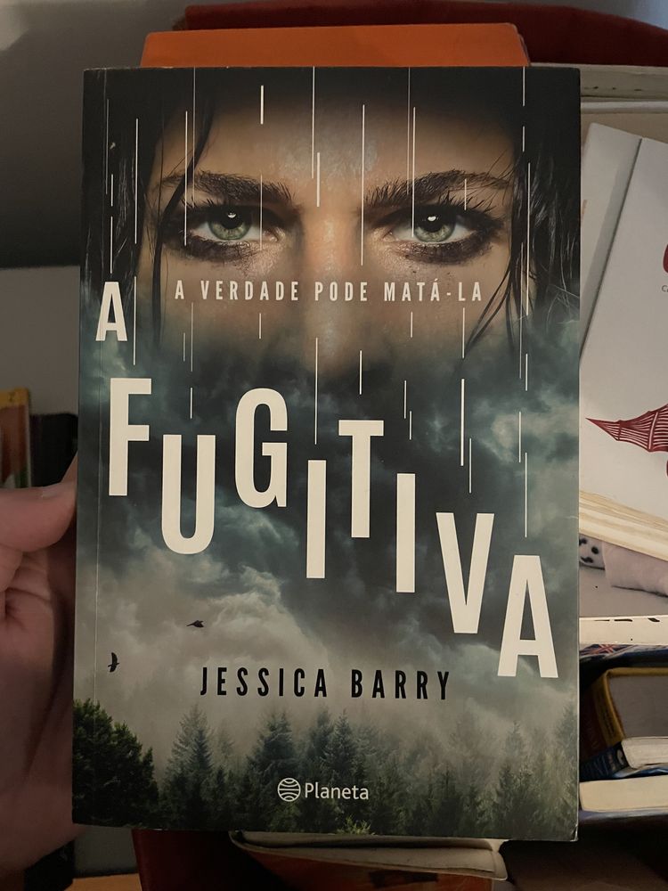 Livro - A Fugitiva