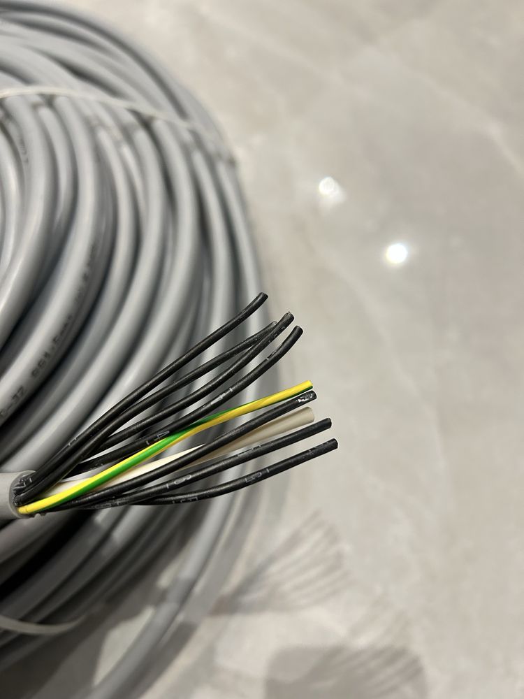 Kabel okrągły (linka) 8x1,5 - 80m