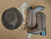 Cowboy kapelusz, buty i klamra