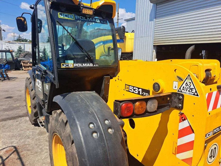Телескопічний навантажувач JCB 531-70