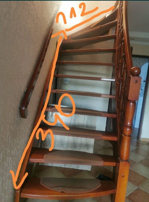 Schody bukowe z poręczami Promocja