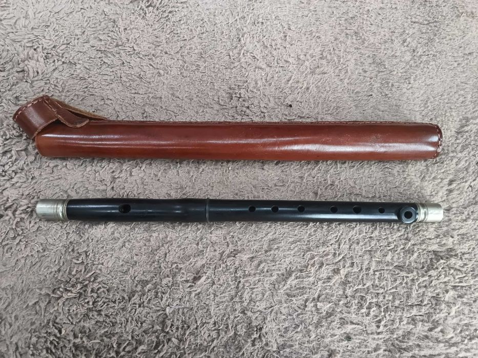 Flet niemiecki zabytkowy z 1938, skórzany pokrowiec