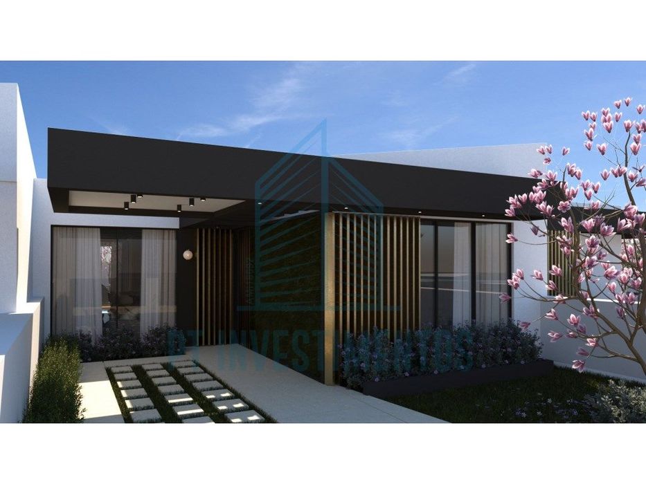 Moradia T3 Em Oliveirinha - Aveiro