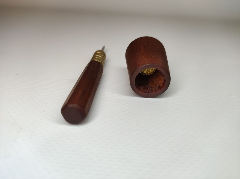 Подарочный колпак ручной работы из красного дерева