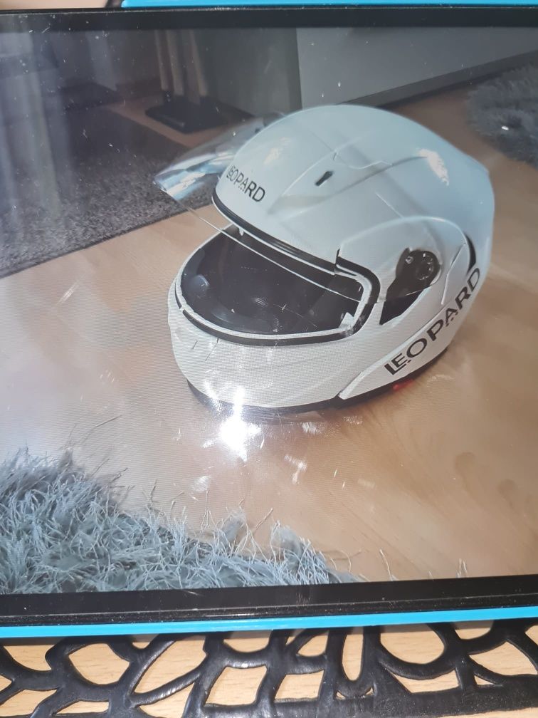 Kask na motor lub quada  rozmiar M