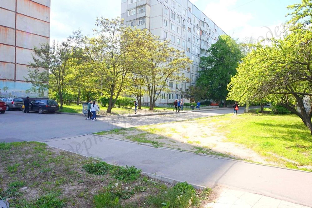 Павільйон 22 м2 серед житлових будинків м.Салтівська Харків оренда