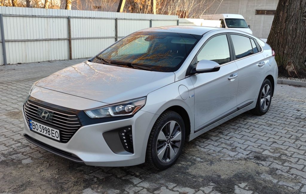 Hyundai ionic plug-in