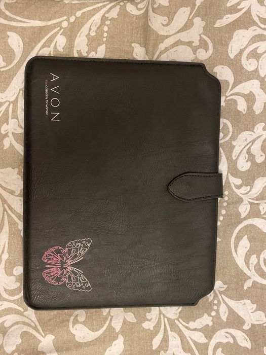 Etui na tableta Avon