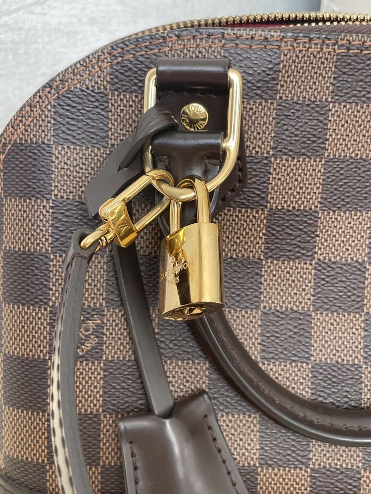 Женская сумка Аlmа BB Louis Vuitton / оригинал/ Канва damier ebene