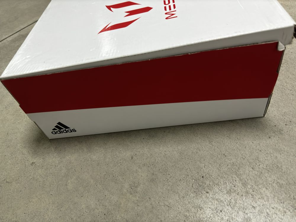 Chuteiras MESSI | Vermelho e Branco | Tamanho 42 2/3