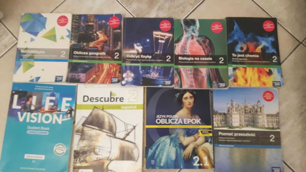 Komplet podręczników do klasy 2 liceum Warszawa