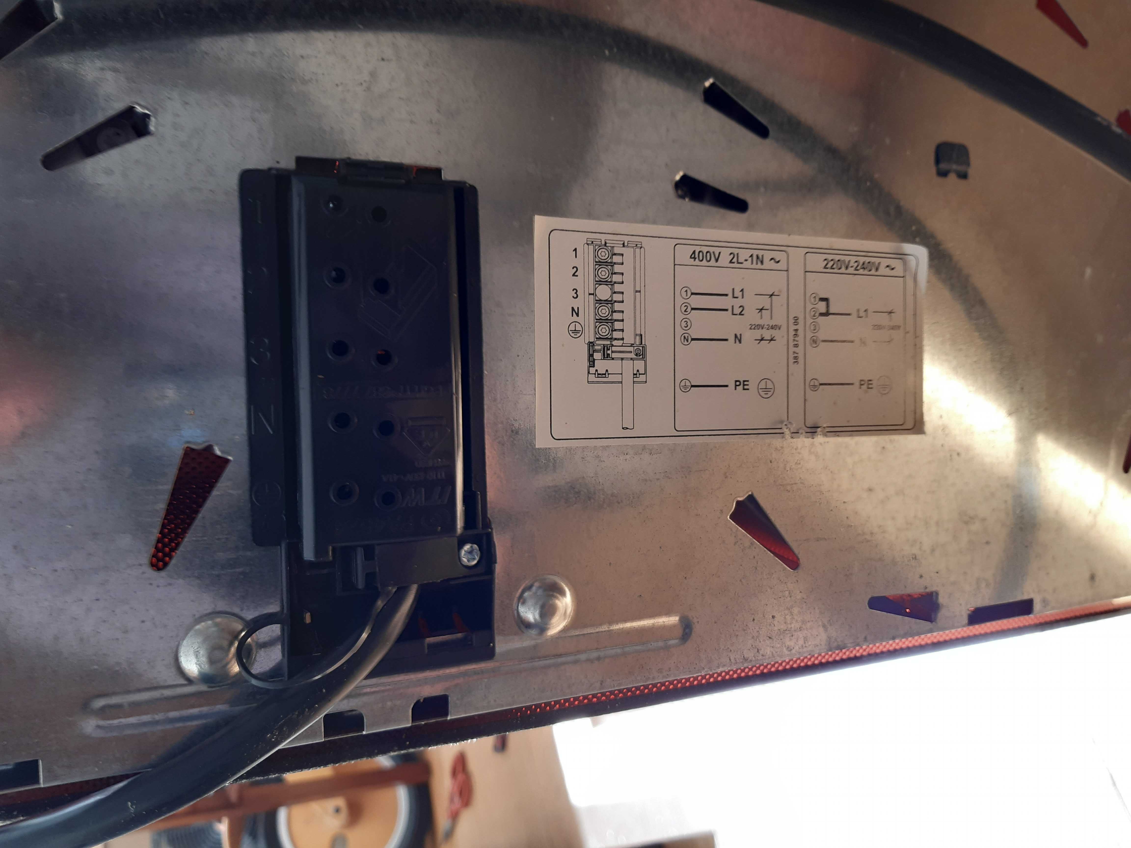 Placa vitrocerâmica Zanussi 6.5 kW 4 bocas