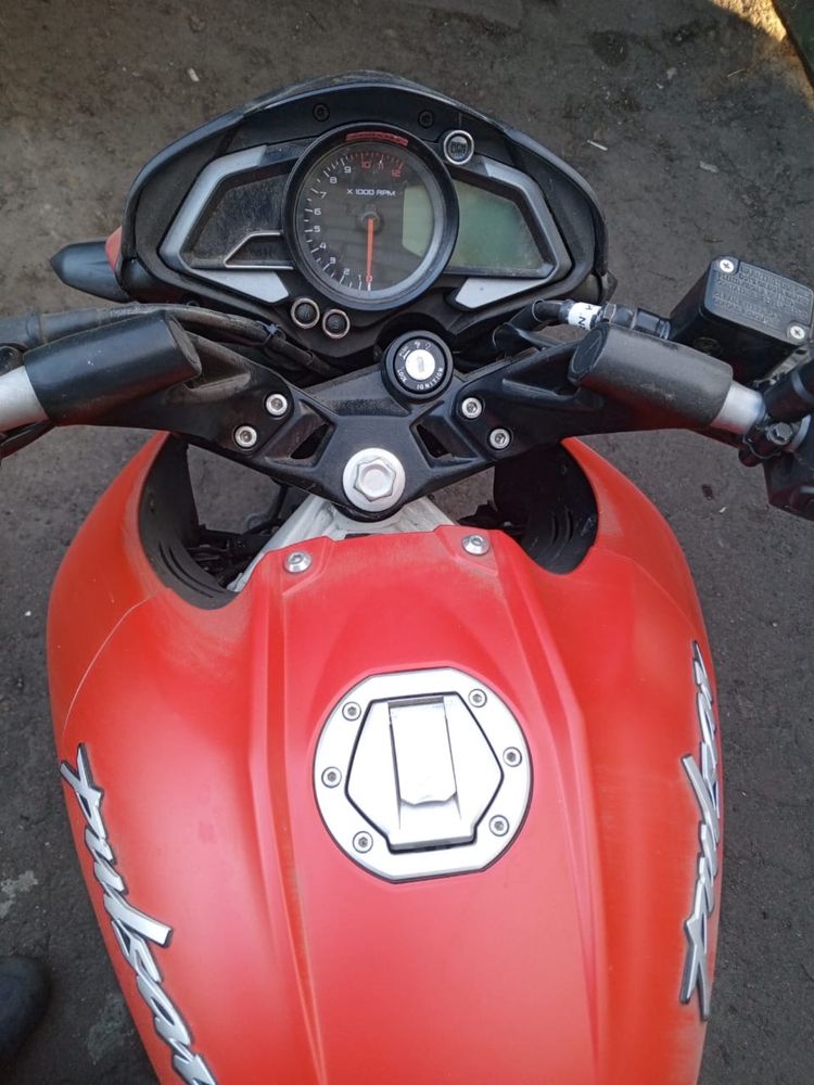 Мотоцикл - Bajaj Pulsar NS 200сс
