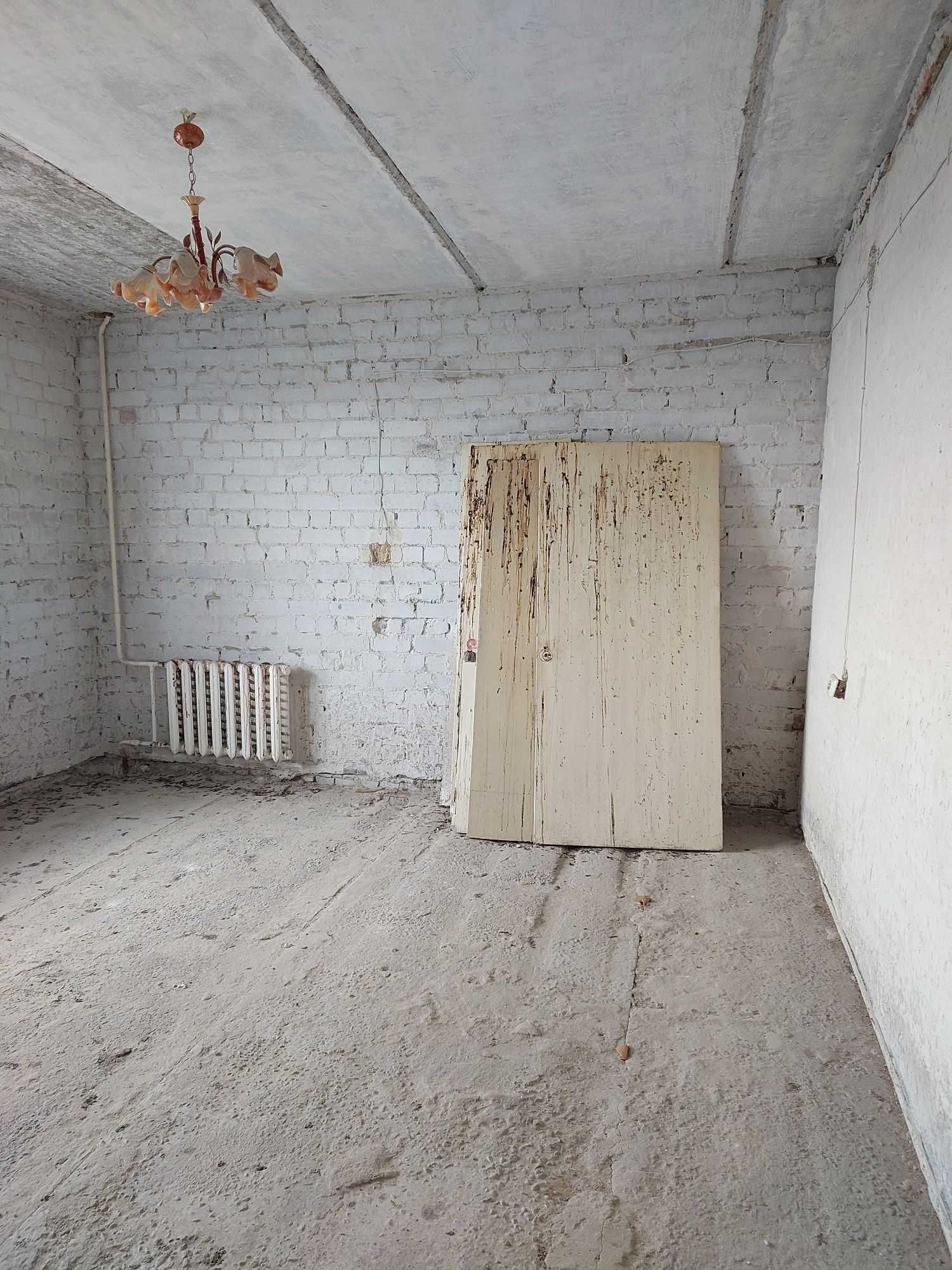 Продается 2-х к. квартира на Бульваре Центральном под ремонт, 52 кв.м