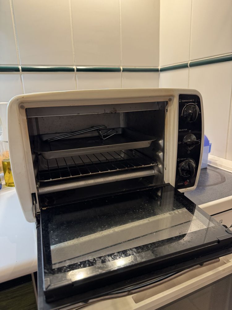 Forno Eletrico Pequeno