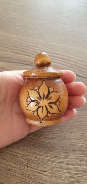 Drewniana szkatułka PRL