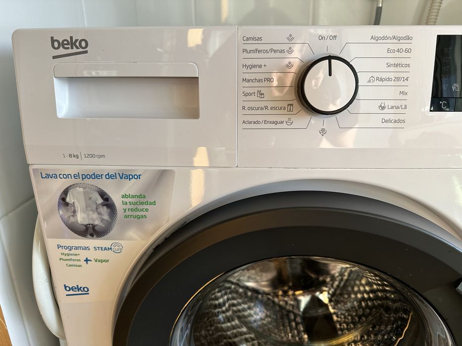 Máquina de Lavar Roupa BEKO 8 kg
