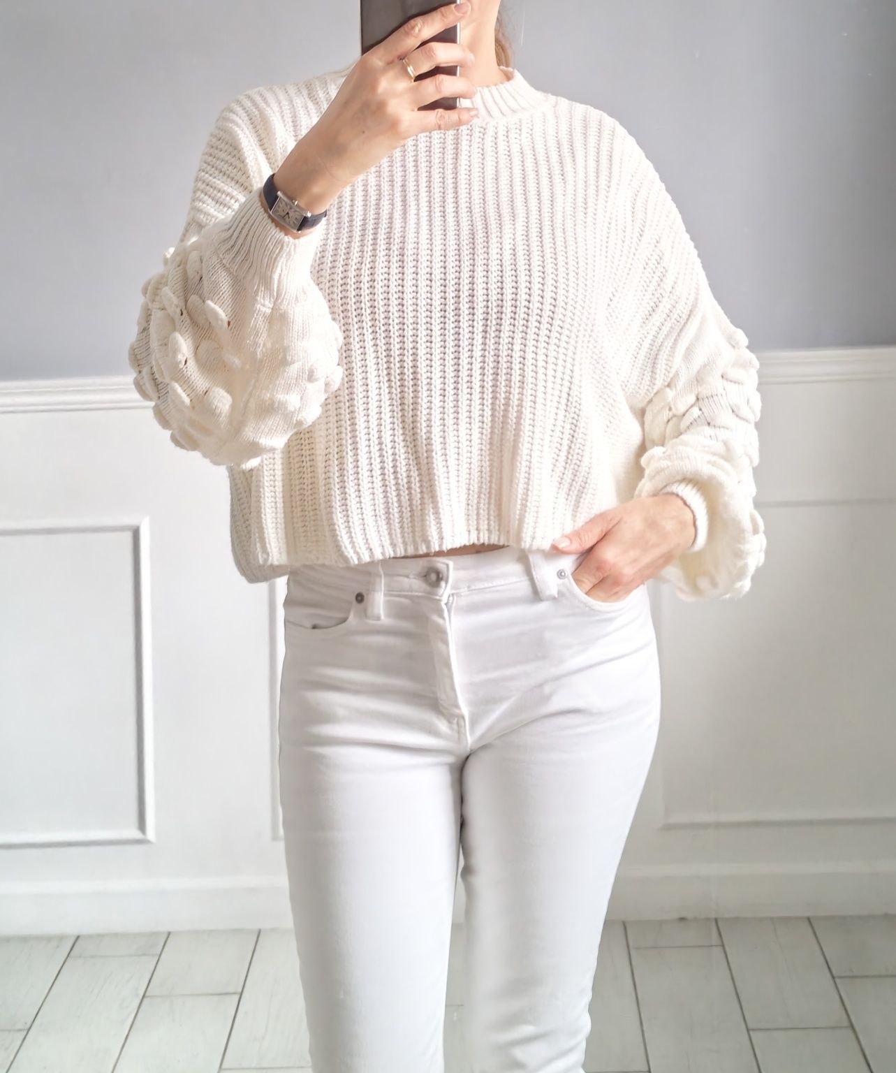 Biały sweter z bąblami kulkami Miss Selfridge 10/38